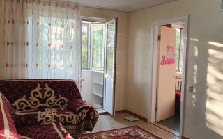 Продажа 3-комнатной квартиры, 49 м², ул. Сатыбалдина - Продажа квартир в Караганде