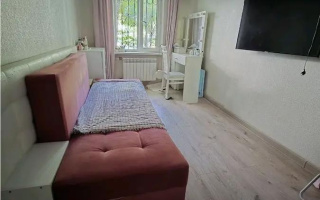 Продажа 3-комнатной квартиры, 59.6 м², ул. Макатаева, дом  198 - Продажа  трехкомнатных квартир в Алматы с фото
