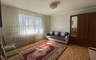 Продажа 3-комнатной квартиры, 62 м², пр. Шахтеров - Продажа  трехкомнатных квартир в Караганде