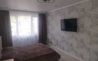 Аренда 2-комнатной квартиры посуточно, 52 м², ул. Мухита, дом  130 - Аренда квартир посуточно в Уральске