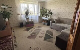 Продажа 4-комнатной квартиры, 90 м²