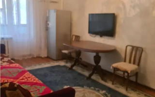 Продажа 4-комнатной квартиры, 76 м², пр. Абылай хана, дом  59 - Продажа  четырехкомнатных квартир в Алматы без посредников