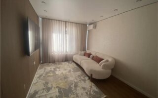 Продажа 1-комнатной квартиры, 37 м²