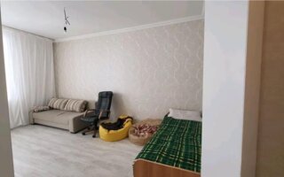 Продажа 1-комнатной квартиры, 42 м²