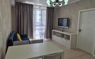 Аренда 3-комнатной квартиры посуточно, 70 м², ул. Толе би, дом  285/8 - Аренда  трехкомнатных квартир посуточно в Алматы с фото