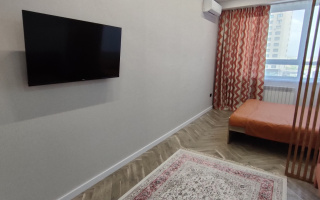 Аренда 1-комнатной квартиры посуточно, 40 м², пр. Байдибек би - Продажа квартир в Шымкенте