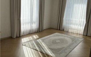 Продажа 4-комнатной квартиры, 133 м²