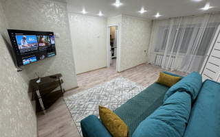 Аренда 2-комнатной квартиры посуточно, 55 м², Короленко, дом  1 - Продажа и аренда недвижимости в Павлодаре