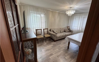 Продажа 3-комнатной квартиры, 62 м², ул. Муканова, дом  10 - Продажа  трехкомнатных квартир в Караганде без посредников с фото