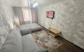 Аренда 1-комнатной квартиры посуточно, 33 м², пр. Ауэзова, дом  41 - Аренда жилой и коммерческой недвижимости в Усть-Каменогорске