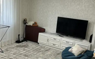 Продажа 3-комнатной квартиры, 63 м², мкр. Степной-3, дом  3/7 - Продажа  трехкомнатных квартир в Караганде с фото