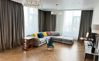 Продажа 4-комнатной квартиры, 157 м², ул. Мухамедханова, дом  1 - Продажа  четырехкомнатных квартир в Астане без посредников с фото
