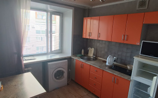 Аренда 1-комнатной квартиры, 33 м², пр. Бухар-жырау, дом  65 - Аренда квартир помесячно в Караганде с фото