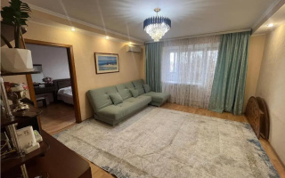 Продажа 3-комнатной квартиры, 69 м², ул. Крылова, дом  46 - Продажа  трехкомнатных квартир в Караганде
