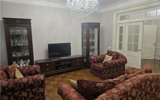 Продажа 2-комнатной квартиры, 86.5 м², ул. Кашгарская, дом  69/102 - Продажа квартир в Алматы