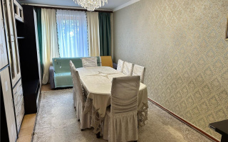 Продажа 3-комнатной квартиры, 61 м², ул. Крылова, дом  11 - Продажа  трехкомнатных квартир в Караганде