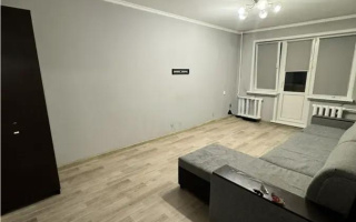 Продажа 2-комнатной квартиры, 46 м², 8 мкр., дом  21 - Продажа квартир в Алматы