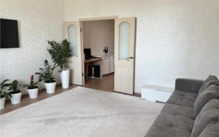 Продажа 2-комнатной квартиры, 71 м²