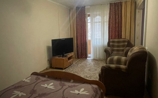 Аренда 1-комнатной квартиры посуточно, 33 м², ул. Кабанбай Батыра, дом  82 - Аренда жилой и коммерческой недвижимости в Усть-Каменогорске