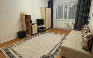 Продажа 1-комнатной квартиры, 40 м², 10 мкр., дом  2А - Продажа квартир в Алматы без посредников