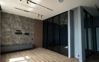 Продажа 3-комнатной квартиры, 60 м², ул. Букетова, дом  3/2 - Продажа  трехкомнатных квартир в Караганде без посредников с фото