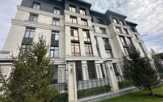 Продажа 3-комнатной квартиры, 102.6 м²