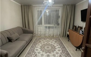 Продажа 4-комнатной квартиры, 77 м², ул. Язева, дом  2 - Продажа квартир в Караганде без посредников с фото