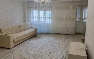 Продажа 2-комнатной квартиры, 82.1 м²
