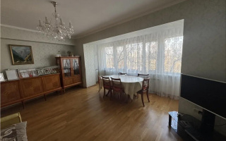 Продажа 4-комнатной квартиры, 100 м², ул. Желтоксан, дом  137 - Продажа  четырехкомнатных квартир в Алматы без посредников