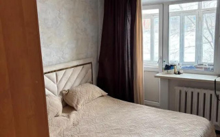 Продажа 4-комнатной квартиры, 69 м², мкр-н 14, дом  14 - Продажа  четырехкомнатных квартир в Караганде