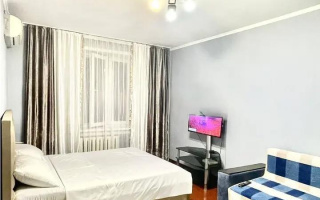 Продажа 1-комнатной квартиры, 33 м², пр. Абылай хана, дом  46 - Продажа квартир в Алматы