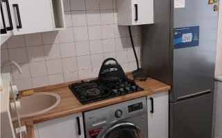 Продажа 3-комнатной квартиры, 58 м², 6 мкр., дом  21 - Продажа квартир в Алматы