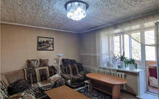 Продажа 5-комнатной квартиры, 90 м², ул. Крылова, дом  38 - Продажа  пятикомнатных квартир в Караганде