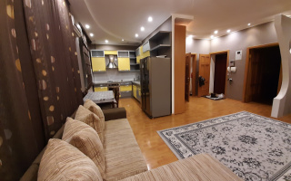 Аренда 2-комнатной квартиры посуточно, 76 м², пр. Бухар-жырау, дом  46 - Аренда квартиры посуточно в Караганде
