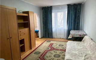 Продажа 3-комнатной квартиры, 62 м², 1 мкр., дом  37 - Продажа  трехкомнатных квартир в Алматы с фото