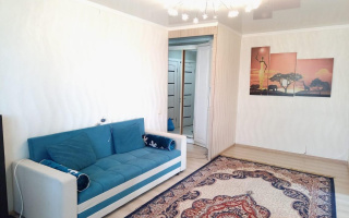 Продажа 3-комнатной квартиры, 48 м², мкр-н 17 - Продажа  трехкомнатных квартир в Караганде