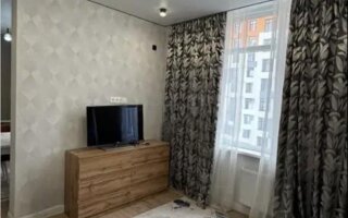 Продажа 2-комнатной квартиры, 42 м²