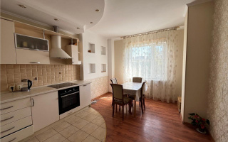 Продажа 3-комнатной квартиры, 92 м², пр. Шахтеров, дом  31а - Продажа  трехкомнатных квартир в новостройках Караганды