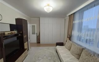Продажа 2-комнатной квартиры, 64.3 м²