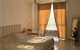 Продажа 2-комнатной квартиры, 77.5 м²