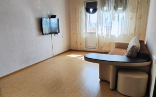 Аренда 1-комнатной квартиры, 32 м², мкр-н Жас Канат, дом  1/11 - Аренда квартир помесячно в Алматы с фото