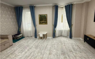 Продажа 2-комнатной квартиры, 75 м², ул. Байтурсынова, дом  41 блок 3 - Продажа  двухкомнатных квартир в новостройках Астаны без посредников с фото