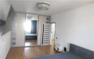 Продажа 1-комнатной квартиры, 45 м², ул. Северное Кольцо, дом  86/7 - Продажа  однокомнатных квартир в Алматы без посредников с фото