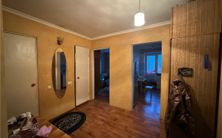 Продажа 3-комнатной квартиры, 58 м², ул. Аманжолова - Продажа  трехкомнатных квартир в Караганде с фото