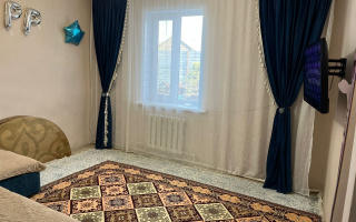 Продажа 3-комнатного дома, 85 м², ул. Коммунистическая - Продажа домов, коттеджей в Казахстане