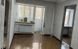 Продажа 3-комнатной квартиры, 42 м², ул. Белинского, дом  19 - Продажа квартир в Караганде с фото