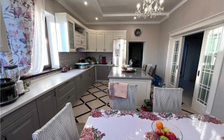 Продажа 5-комнатного дома, 283.2 м² - Продажа домов, коттеджей в Караганде - страница 2