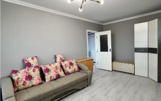 Продажа 1-комнатной квартиры, 34 м², ул. 9-й мкр., дом  100 - Продажа квартир в Темиртау