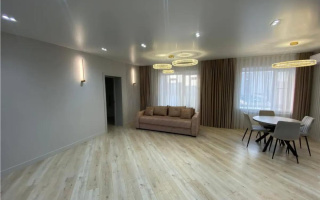 Продажа 2-комнатной квартиры, 71 м², ул. Муканова, дом  21/3 - Продажа  двухкомнатных квартир в Караганде
