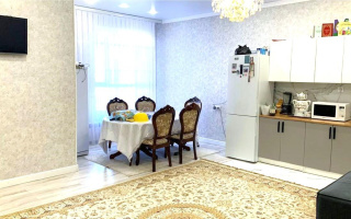 Продажа 3-комнатной квартиры, 83 м², ул. Муканова - Продажа квартир в Караганде с фото